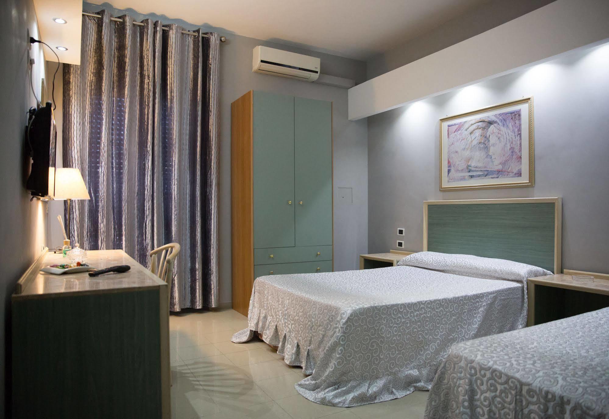 Maximo Hotel 3*
